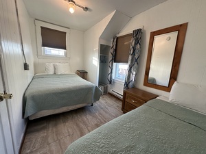 Beach House - 17A M St. Photo 6