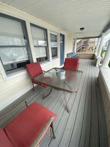 Beach House - 16A M St. Photo 3