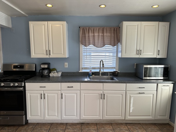 Beach House - 12 M St. Photo 5