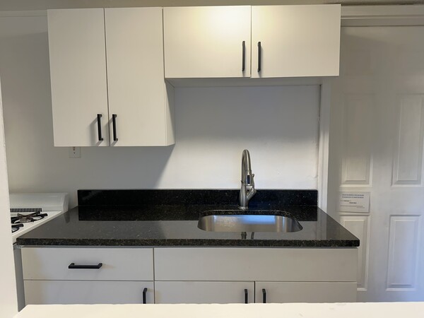 16B M St, Two Bdrm Apt Photo 6