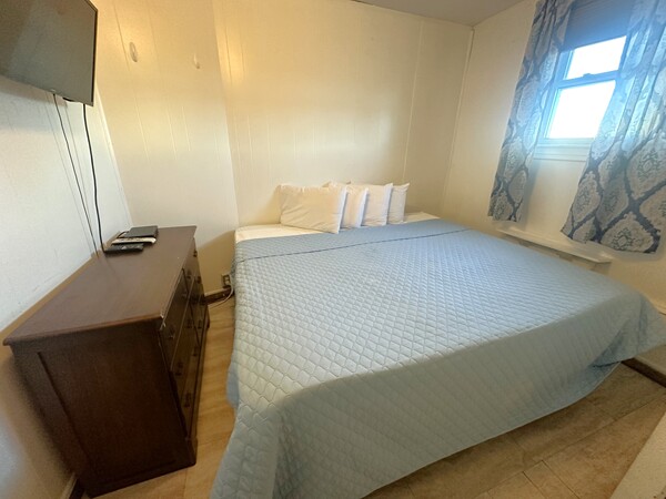 Beach House - 17A M St. Photo 1