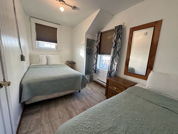 Beach House - 17A M St. Photo 6