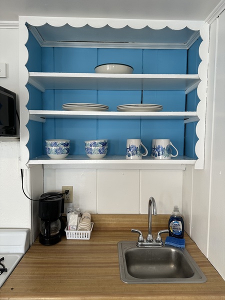 16-E M St, One Bdrm Duplex Photo 1