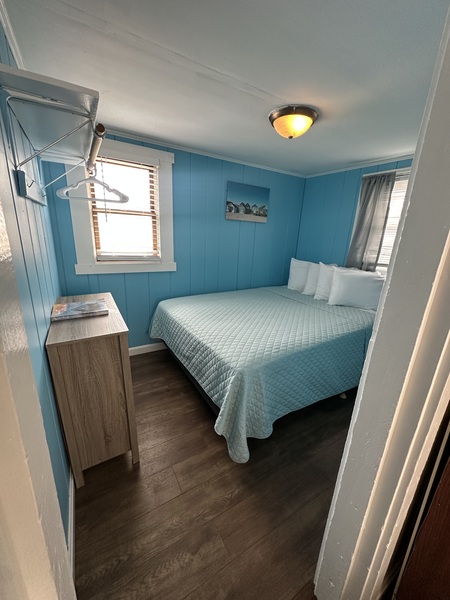 16-E M St, One Bdrm Duplex Photo 2