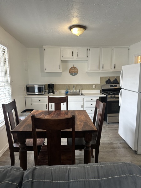 21-1 M St, Two Bdrm Apt Photo 7